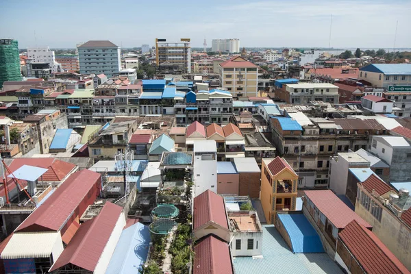 Kamboçya, Phnom Penh, 16 Aralık 2017: şehir manzaralı Psar Thmei Pazar ile yukarıdan görüntülemek
