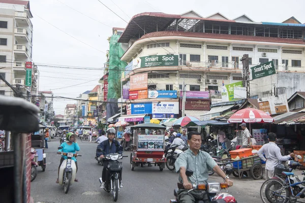 Camboya Phnom Penh Diciembre 2017 Tráfico Esquina — Foto de Stock