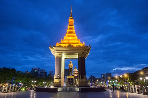 Cambodia Phnom Penh December 2017 Statue Monument King Norodom Sihanouk — Stock Photo, Image