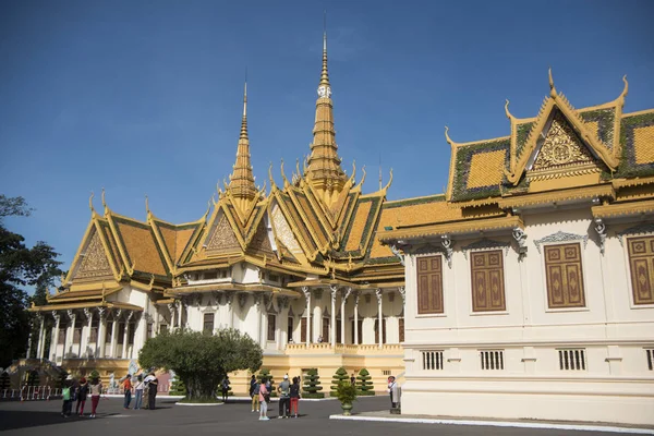 Kraliyet Sarayı içinde şehir Phnom Penh, Kamboçya taht salonu