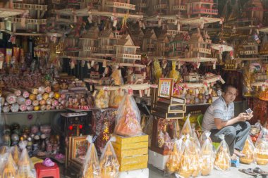 Kamboçya, Phnom Penh - 16 Aralık 2017: ruhu ile alışveriş merkezi pazar veya Psar Thmei Pazar evler 