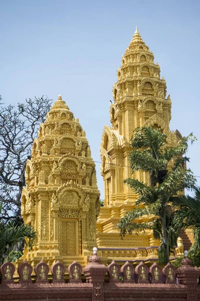 Wat Ounalom Tonle Sap River City Phnom Penh Cambodia — Stock Photo, Image