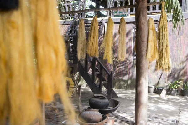 ipek üretim ipek ada veya Koh Dach Phnom Penh şehir yakınlarında Kamboçya