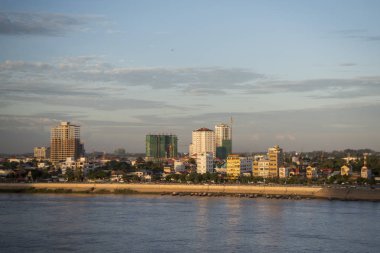 Kamboçya, Phnom Penh - 16 Aralık 2017: Songkat Chrouy Changva Tonle Sap River için görüntüleyin 