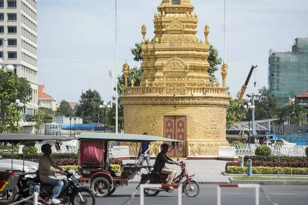 Camboya Phnom Penh Diciembre 2017 Buda Stuupa Cerca Estación Tren — Foto de Stock