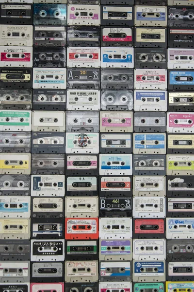 Phnom Penh, Kamboçya - 29 Kasım 2017: müzik kasetleri, orta Psar Thmei Pazar 