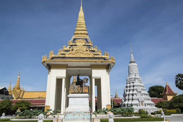 Пномпень Камбоджа Ноября 2017 Серебряная Пагода Королевского Дворца — стоковое фото