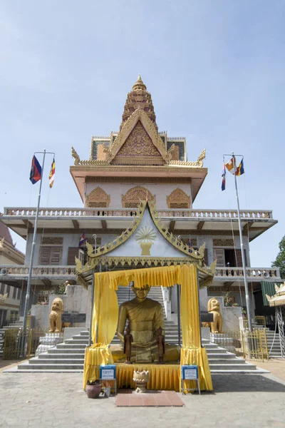 Phnom Penh Camboja Novembro 2017 Wat Ounalom Tonle Sap River — Fotografia de Stock