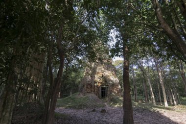 Sambor olduğunuzu Kuk kalıntıları Kamboçya Kampong Thom şehir kuzeyinde Khmer Harabeleri