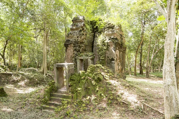 Sambor olduğunuzu Kuk kalıntıları Kamboçya Kampong Thom şehir kuzeyinde Khmer Harabeleri