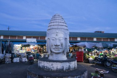 Kamboçya, Kampong Thom - Kasım, 2017: Khmer markette Psar Kampong thom Kamboçya Kampong Thom şehir içinde kare