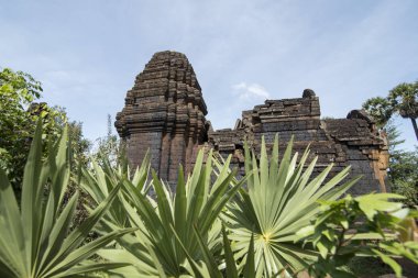 Prasat Kuha Nokor, Khmer tapınağı Kamboçya Kampong Thom şehir güneyinde