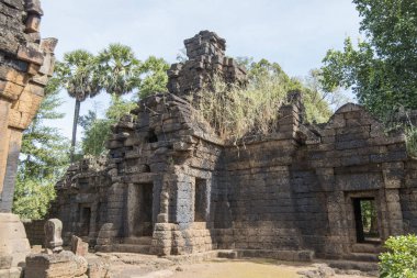 Prasat Kuha Nokor, Khmer tapınağı Kamboçya Kampong Thom şehir güneyinde