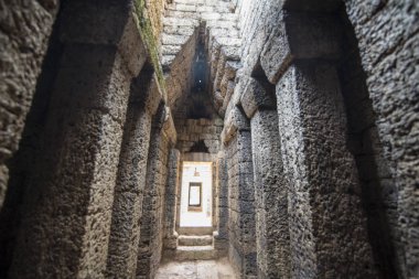 Prasat Kuha Nokor, Khmer tapınağı Kamboçya Kampong Thom şehir güneyinde
