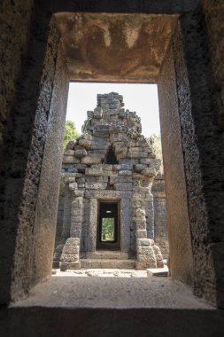 Prasat Kuha Nokor, Khmer tapınağı Kamboçya Kampong Thom şehir güneyinde