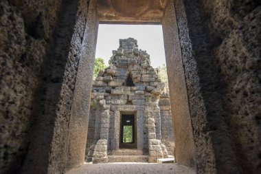 Prasat Kuha Nokor, Khmer tapınağı Kamboçya Kampong Thom şehir güneyinde