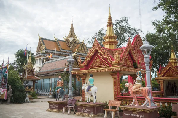 Wat Kampong Thom Temple Kamboçya Kampong Thom şehir içinde