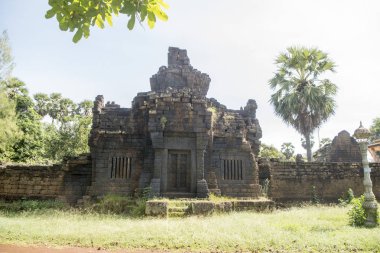 Prasat Kuha Nokor, Khmer tapınağı Kamboçya Kampong Thom şehir güneyinde
