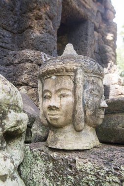 Heykel, Khmer tapınağı, Prasat Kuha Nokor Kamboçya Kampong Thom şehir güneyinde oyma taş