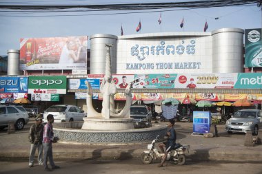 Kamboçya, Kampong Thom - Kasım, 2017: Kampong Tom Market Hall Kamboçya Kampong Thom şehir