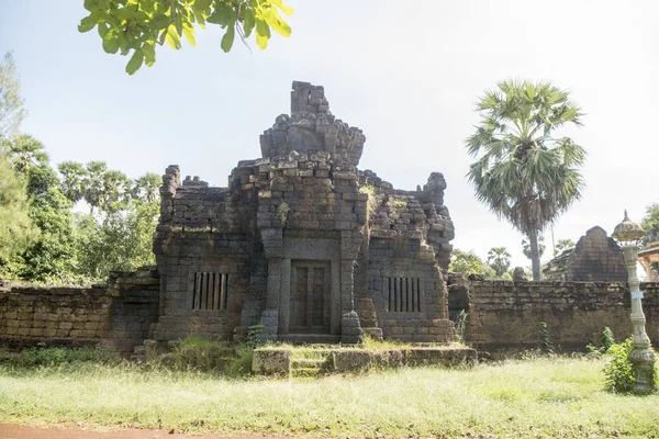 Khmer Temppeli Prasat Kuha Nokor Etelään Kampong Thom Kamputsean — kuvapankkivalokuva