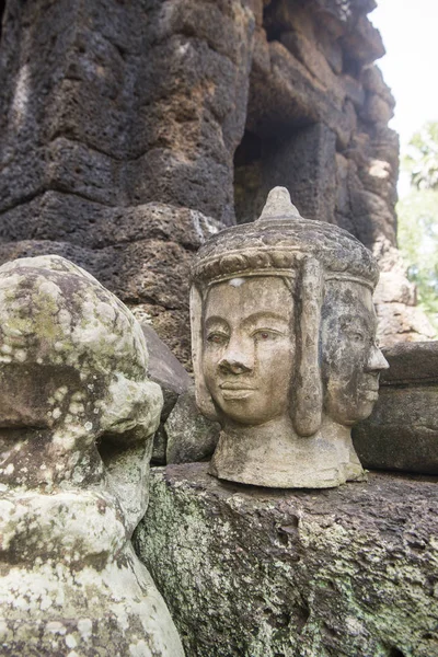 Sten Carving Skulptur Den Kambodjanska Tempel Prasat Kuha Nokor Söder — Stockfoto