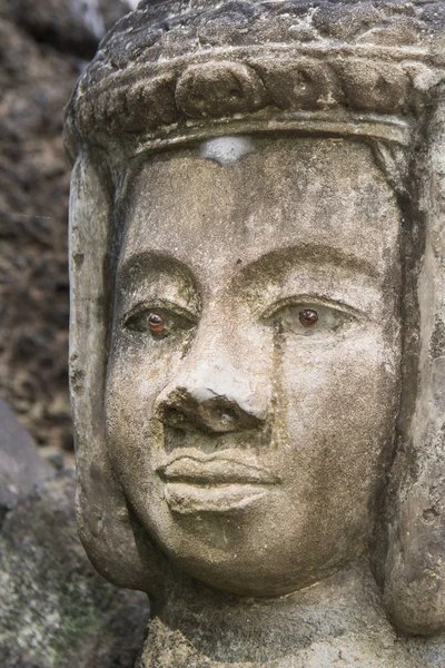 Sten Carving Skulptur Den Kambodjanska Tempel Prasat Kuha Nokor Söder — Stockfoto