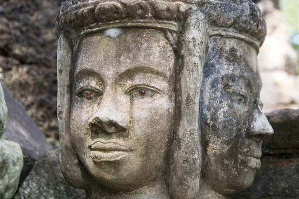 Scultura Pietra Tempio Khmer Prasat Kuha Nokor Sud Della Città — Foto Stock