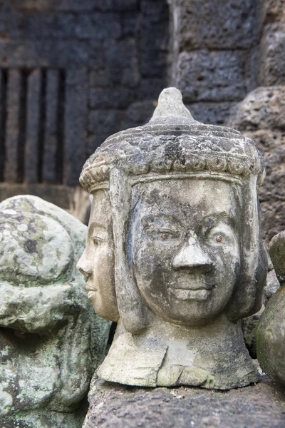 Escultura Escultura Pedra Templo Khmer Prasat Kuha Nokor Sul Cidade — Fotografia de Stock