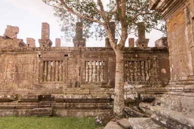 Kamboçya, Sra Em - 12 Kasım 2017: Khmer tapınaklar Srayong kasabanın doğusunda Prsat Preah Vihear kalıntıları