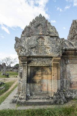 Kamboçya, Sra Em - 12 Kasım 2017: Srayong şehrin doğusunda Prsat Preah Vihear harap Khmer tapınaklar ayrıntılarını