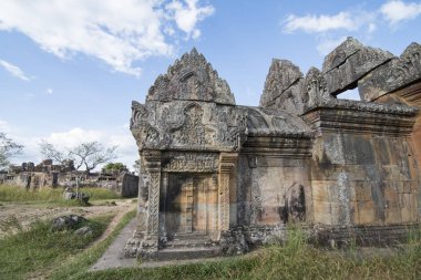 Kamboçya, Sra Em - 12 Kasım 2017: Khmer tapınaklar Srayong kasabanın doğusunda Prsat Preah Vihear kalıntıları