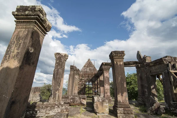 Srayong の町の東 Prsat プレアヴィヒアのクメール寺院のカンボジア Sra 2017 — ストック写真