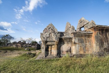 Kamboçya, Sra Em - 12 Kasım 2017: Khmer tapınaklar Srayong kasabanın doğusunda Prsat Preah Vihear kalıntıları