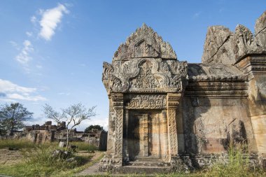 Kamboçya, Sra Em - 12 Kasım 2017: Khmer tapınaklar Srayong kasabanın doğusunda Prsat Preah Vihear kalıntıları