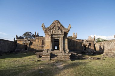 Kamboçya, Sra Em - 12 Kasım 2017: Khmer tapınaklar Srayong kasabanın doğusunda Prsat Preah Vihear kalıntıları