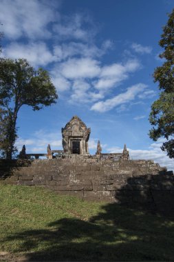 Prsat Preah Vihear şehrin Sra Em Kuzeybatı Kamboçya Preah Vihear il kuzeyindeki Khmer tapınaklar