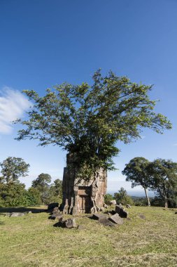 Kamboçya, Sra Em - 12 Kasım 2017: Khmer tapınaklar Srayong kasabanın doğusunda Prsat Preah Vihear kalıntıları