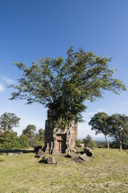Kamboçya, Sra Em - 12 Kasım 2017: Khmer tapınaklar Srayong kasabanın doğusunda Prsat Preah Vihear kalıntıları