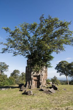 Kamboçya, Sra Em - 12 Kasım 2017: Khmer tapınaklar Srayong kasabanın doğusunda Prsat Preah Vihear kalıntıları