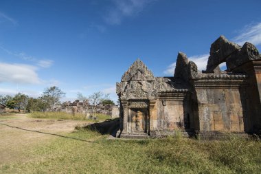 Kamboçya, Sra Em - 12 Kasım 2017: Khmer tapınaklar Srayong kasabanın doğusunda Prsat Preah Vihear kalıntıları