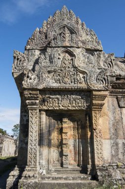 Kamboçya, Sra Em - 12 Kasım 2017: Srayong şehrin doğusunda Prsat Preah Vihear harap Khmer tapınaklar ayrıntılarını