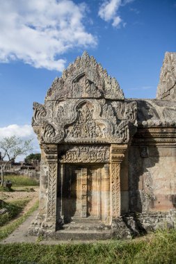 Kamboçya, Sra Em - 12 Kasım 2017: Srayong şehrin doğusunda Koh Ker harap Khmer tapınaklar ayrıntılarını