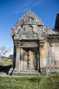 Prsat Preah Vihear şehrin Sra Em Kuzeybatı Kamboçya Preah Vihear il kuzeyindeki Khmer tapınaklar