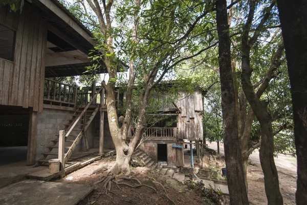 Kamboçya, Anlong Veng - Kasım, 2017: The Ta Mok House, Khmer Rouge Nr.5 Ta Mok içinde şehir Anlong Veng Northwaest Kamboçya Oddar Meanchey il. 