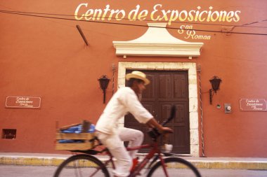 Meksika, Valladolid - Ocak, 2009: Sömürge ve eski şehir Valladolid Yucatan içinde il Quintana Roo Meksika Orta Amerika'da üzerinde.   