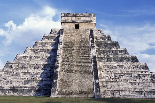 Isla Mujeres Mexico Januari 2009 Maya Ruïnes Met Kukulkan Pyramide — Stockfoto