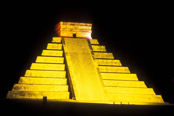 Isla Mujeres Messico Gennaio 2009 Rovine Maya Con Piramide Kukulkan — Foto Stock