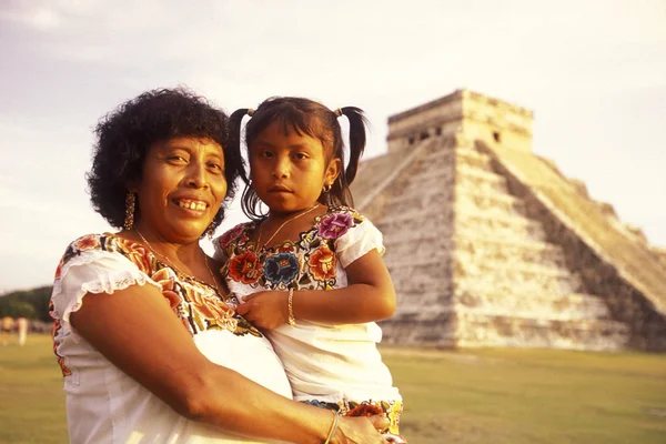 Isla Mujeres Mexico January 2009 Maya Ruins Kukulkan Pyramide Chichen — Stock Photo, Image