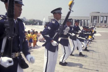 Ordu, Eastaasia Güney Kore'de Seoul city, Kore Savaşı Memorial'dan bir geçit töreni. Southkorea, Seoul, Mayıs 2006